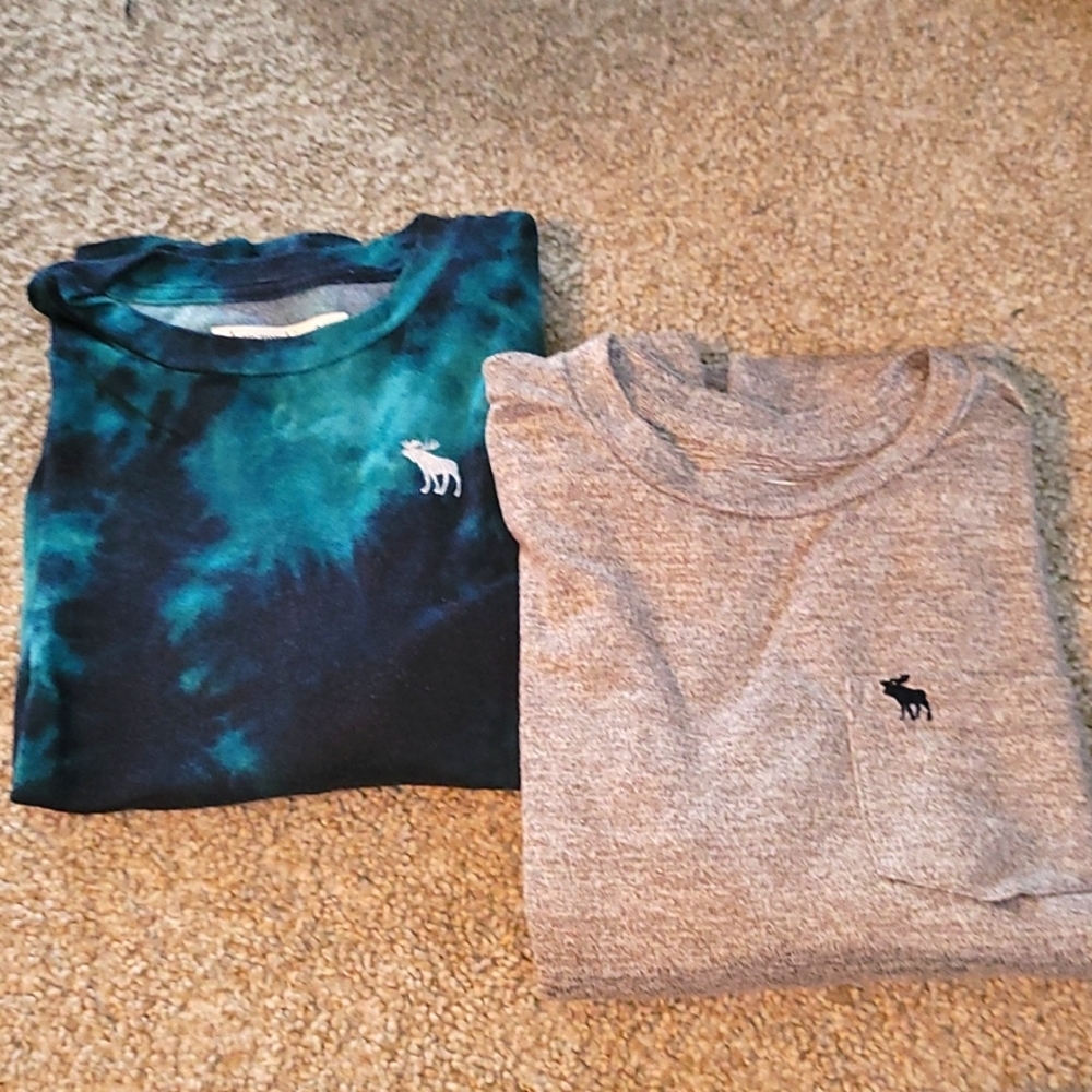 Long sleeve sweater style